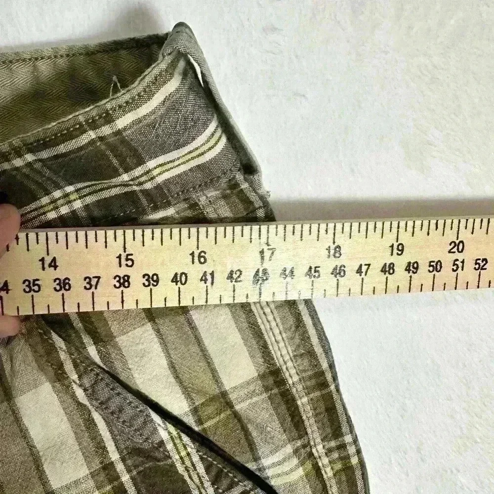 Vintage Y2K Levi's Shoreline Plaid Bermuda Shorts Brown Flat Front Mens Size 33‎